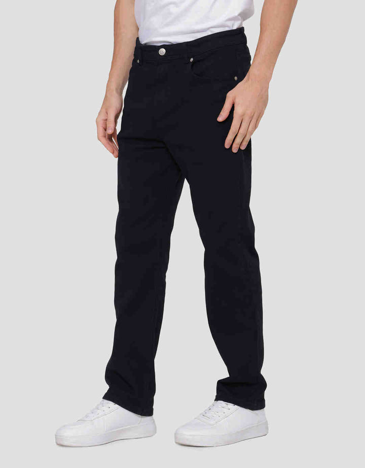 Cole Basic Solid Celana Denim Panjang Pria