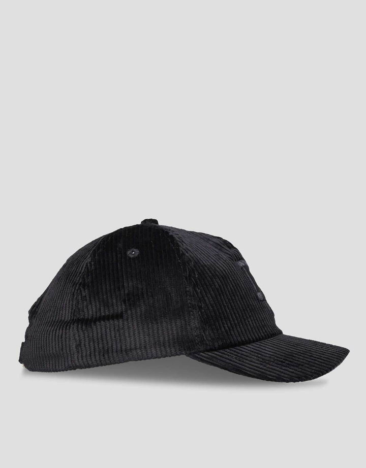 Lois Bordir Alphabet Topi Pria