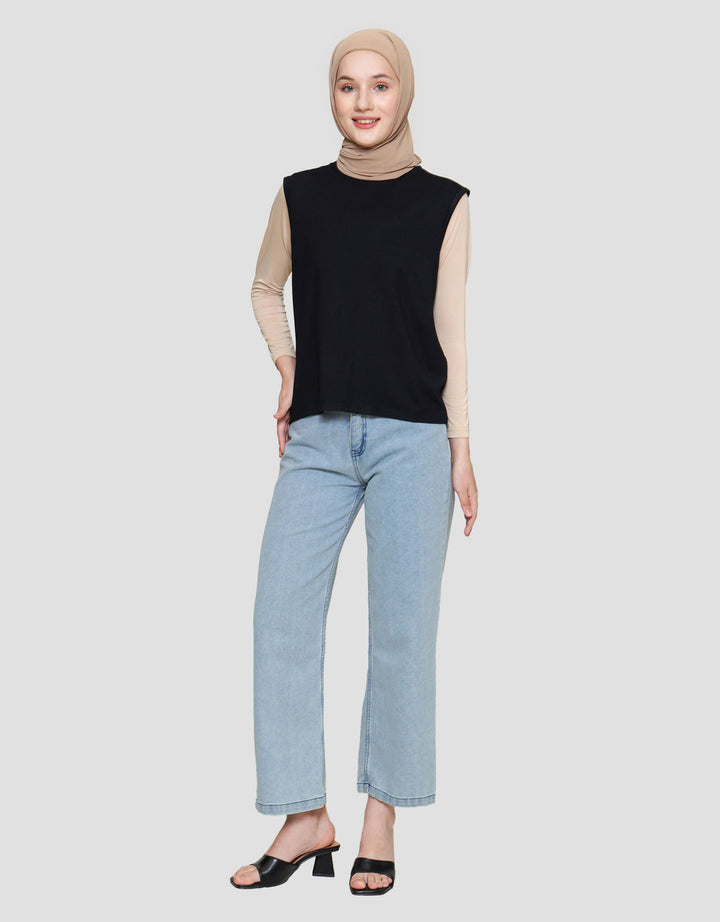 Annisa Soft Touch Inner Sleeveless Kaos Wanita