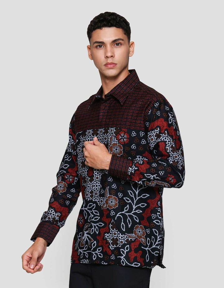 Arjuna Weda Semanggi Sekar Jagad Kemeja Batik Pria