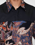 Arjuna Weda Hem Body Fit Bsatik Daun Kemeja Batik Pria
