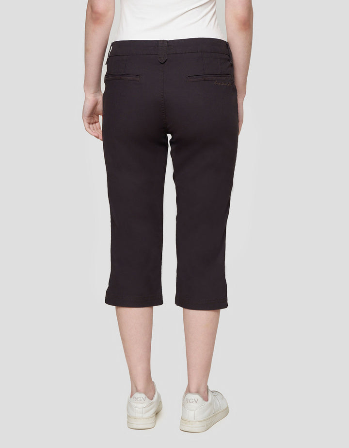 Cardinal Girl Bermuda Celana Wanita