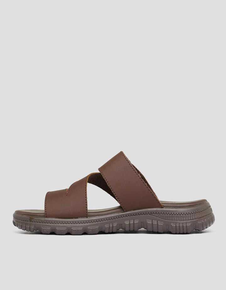 Yongki Komaladi Buckle Sandal Slipper Pria