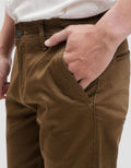 Lois Slim Stretch Fit Celana Chino Pria
