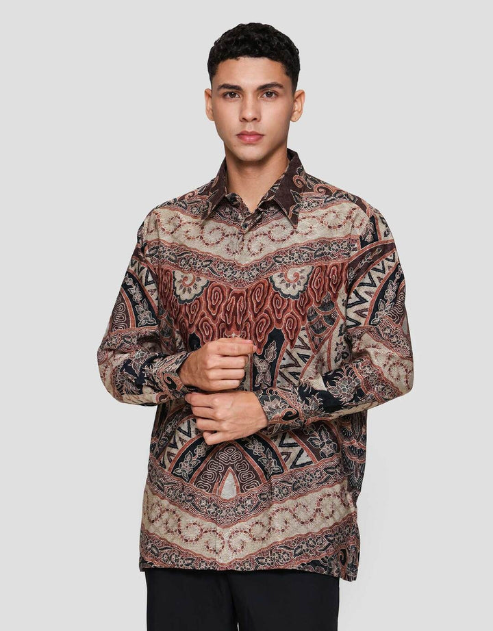 Arjuna Weda Reg Fit Batik Mega Mendung Kemeja Batik Pria