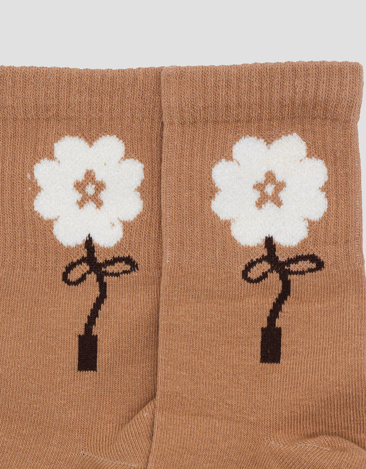Nevada Quarter Flower Kaos Kaki Wanita