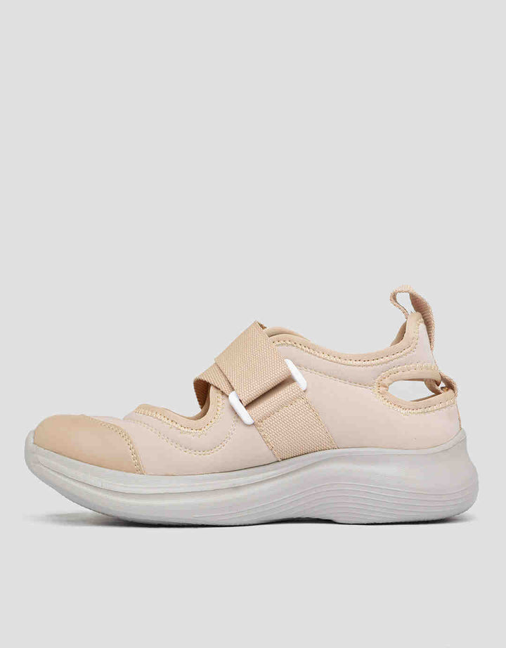 Yongki Komaladi RNY2015 Sepatu Sneakers Wanita