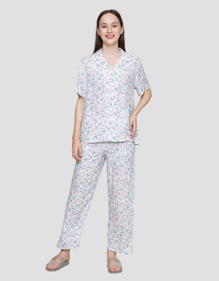 St. Yves Printed Sweet Flower Setelan Piyama Wanita