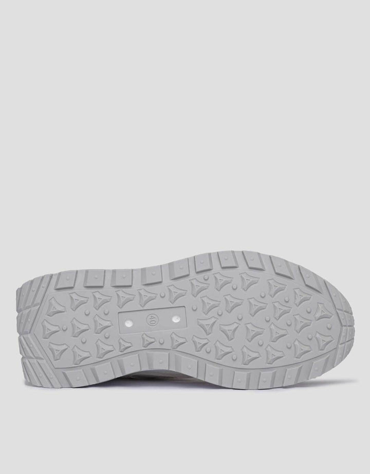 Nevada Hifi Sepatu Sneakers Wanita