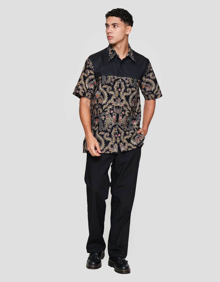 Arjuna Weda Hem Body Fit Cokro Cemani Kemeja Batik Pria