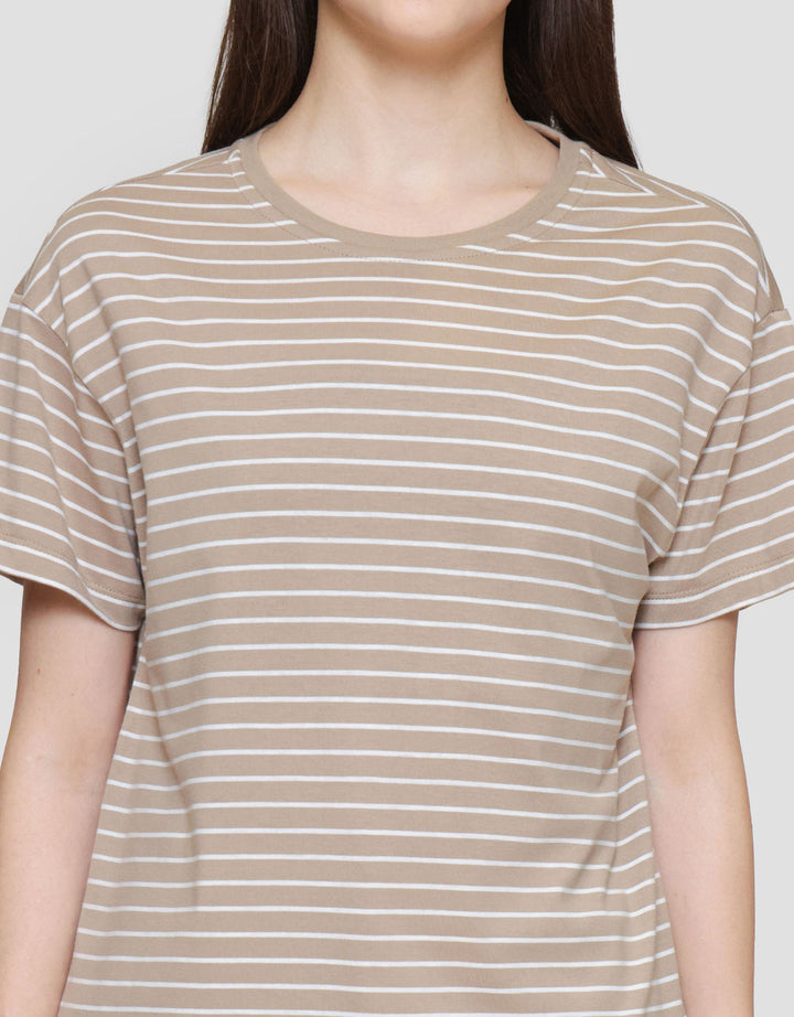 Connexion Stripe Tipe Kaos Wanita