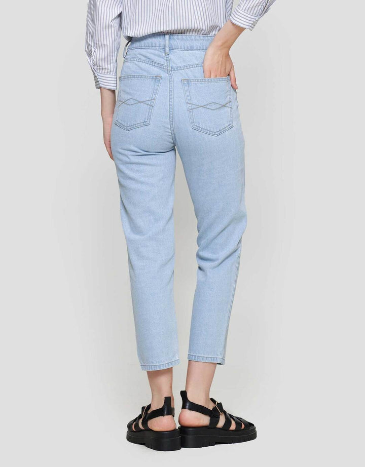 Nevada Comfort Fit Celana Denim Wanita