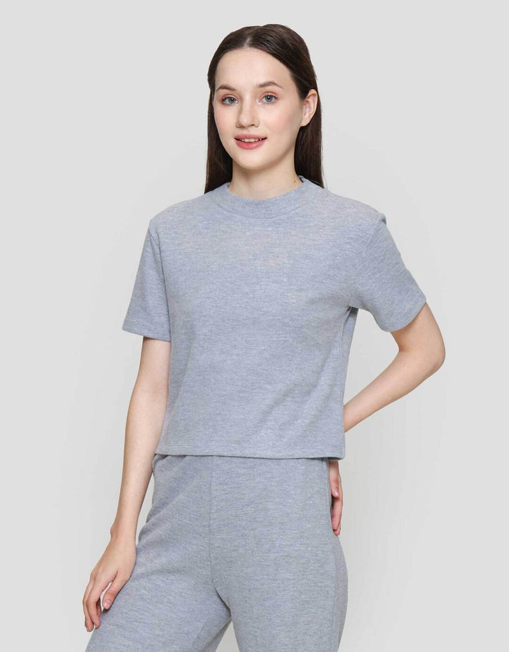 Nevada Solid Sueding Knit Kaos Crop Wanita