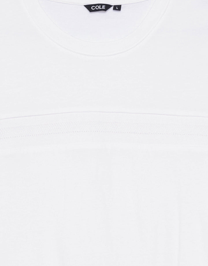 Cole Cut & Sewn Manset Jacquard Kaos Pria