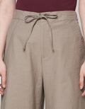 Nevada Double Pleats Wide Leg Celana Panjang Wanita