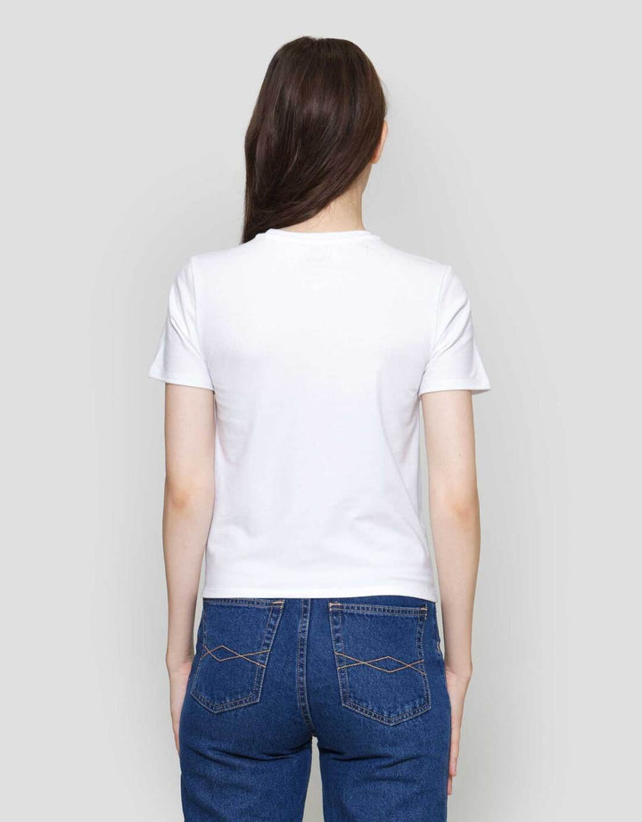 Nevada Just A Girl Kaos Lengan Pendek Wanita