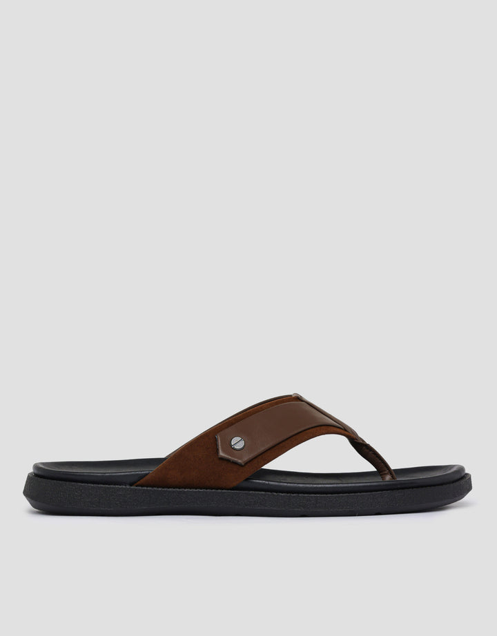 Cole Isaac Sandal Flip Flop Pria