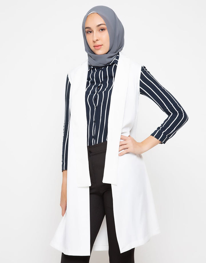 Annisa Outer Tali