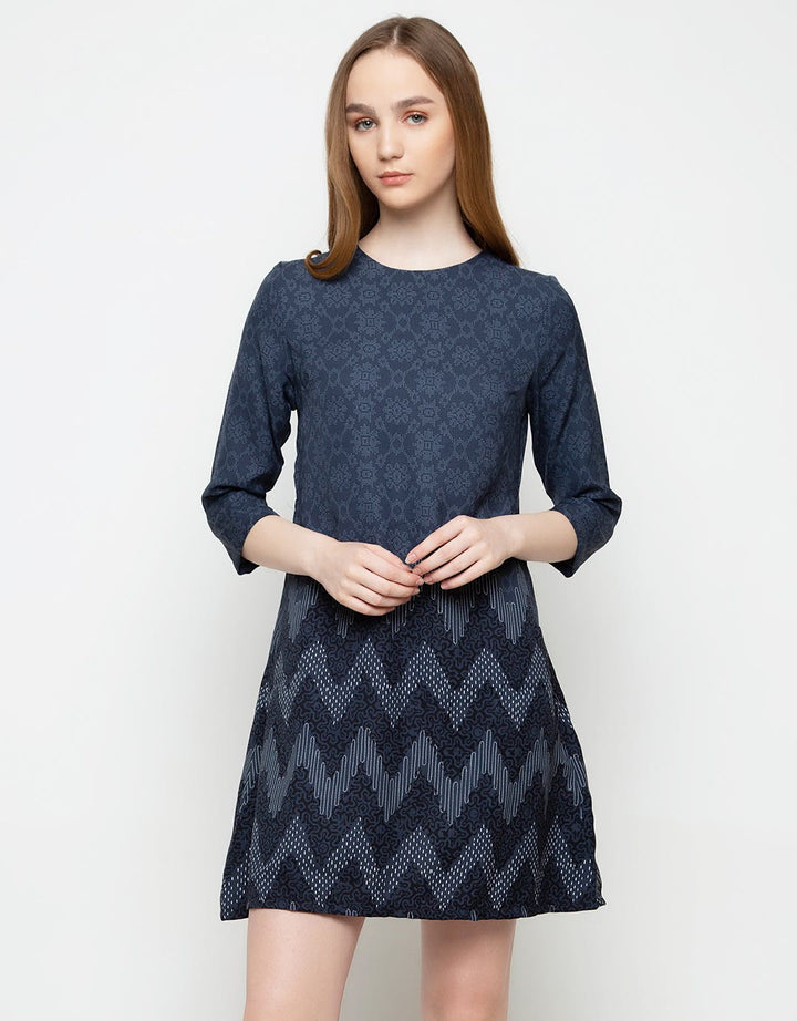 Arjuna Weda Sackdress Batik Rangrang Contents