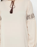Cardinal Femme Tunik and Tassel