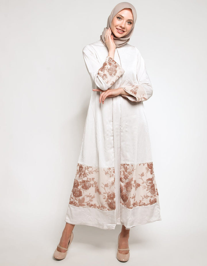 Cardinal Femme Gamis Floral Embroidery Detail