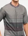 Cardinal Casual Kemeja Koko Print Etnik