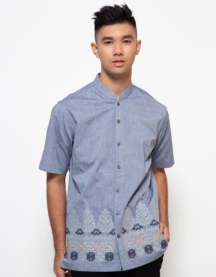 Intresse Cairns Short Kemeja Koko