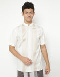 Intresse Candleglow Short Baju Koko