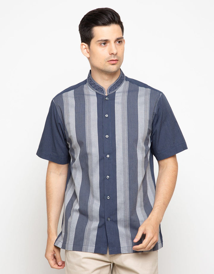Intresse Gravel Path Short Baju Koko