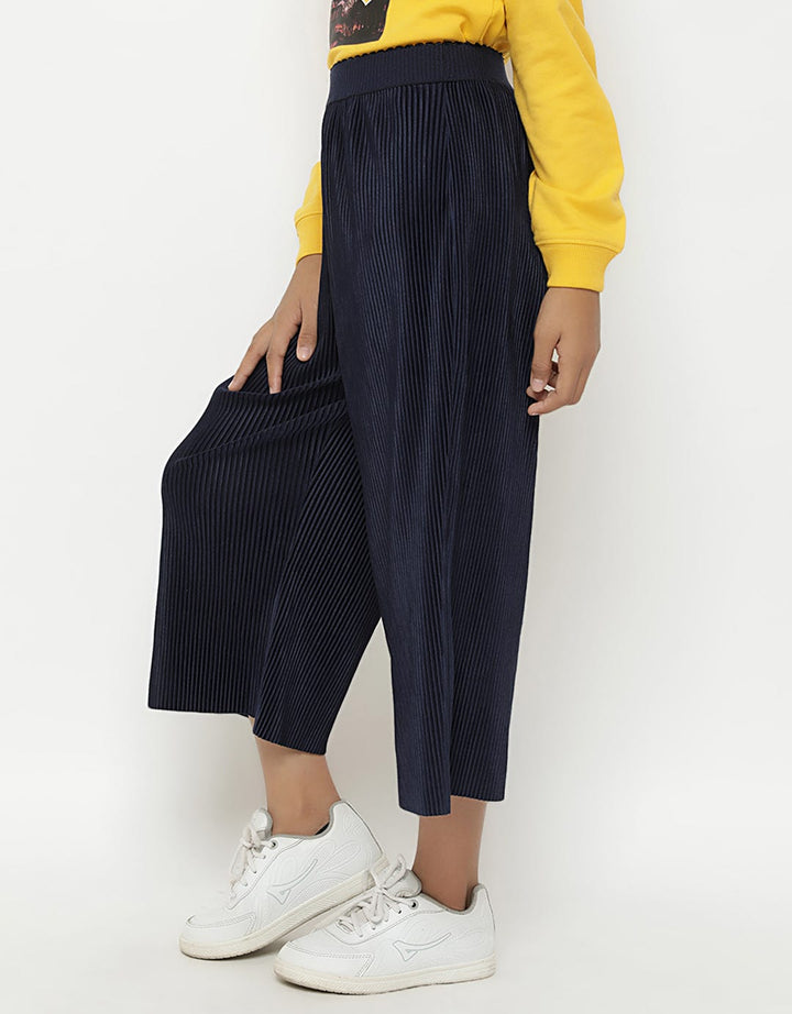 RUBBER PLEATED CULOT