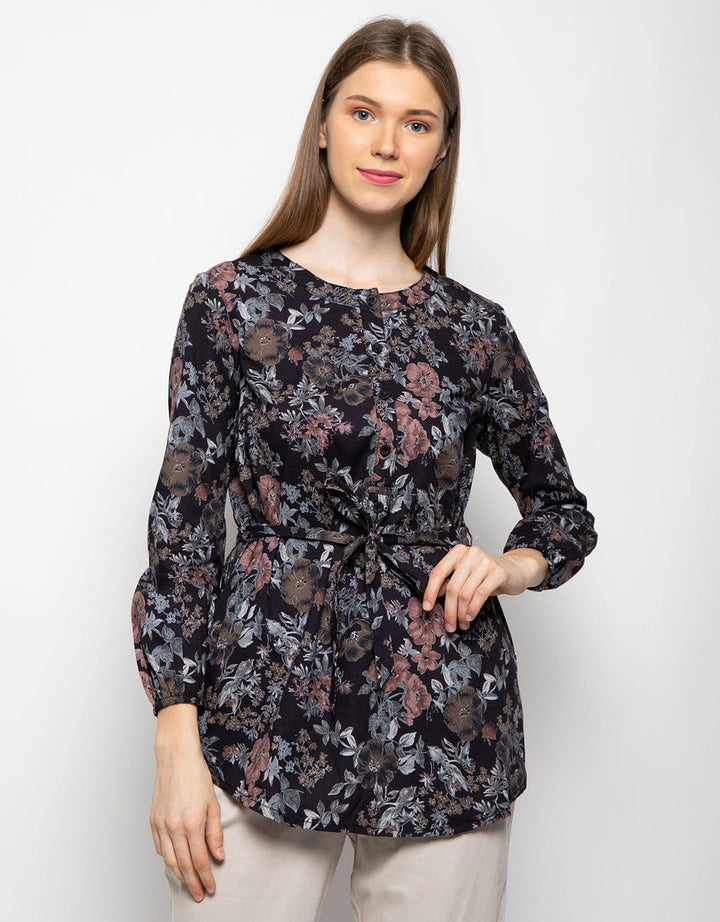 Expand Blus Lengan Panjang Huirra