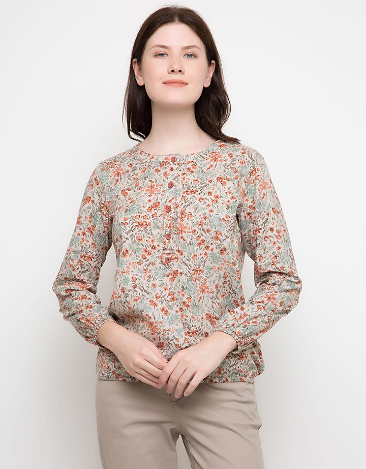 Expand Alila Blouse