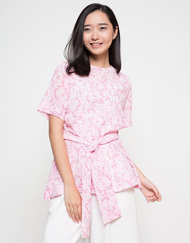Novo Blus Wanita White Flowers