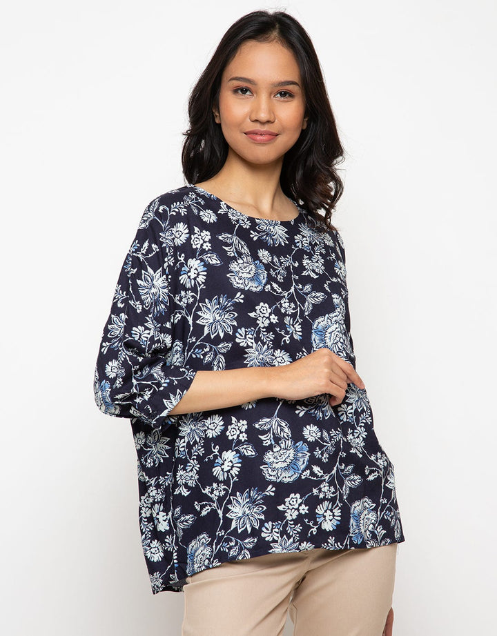 Point One DOROTHY Floral Blouse