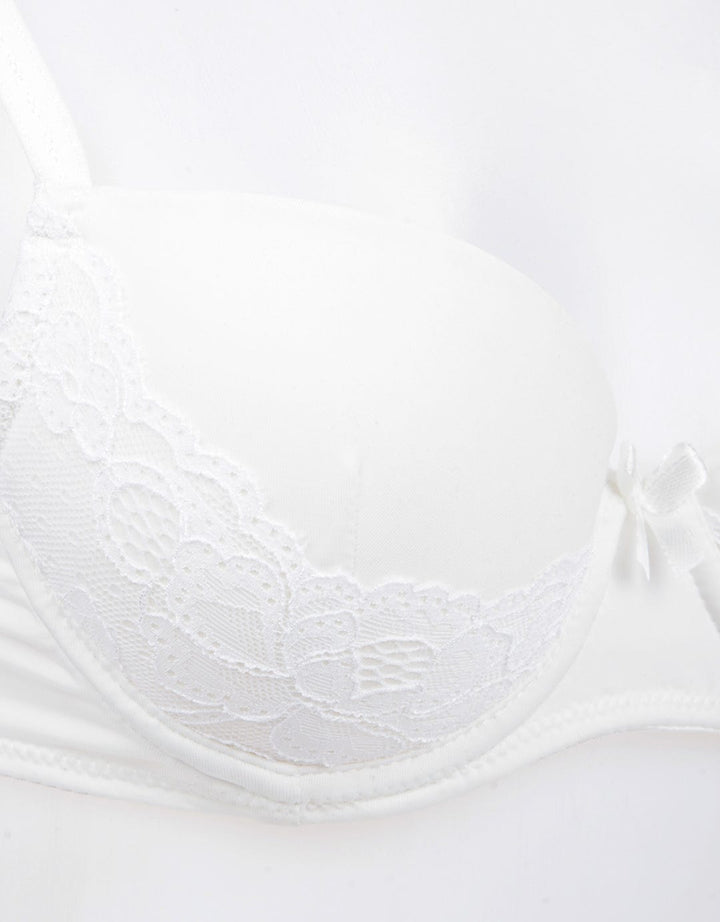 St. Yves Bra Wire Cup Tiga Perempat Detail Lace