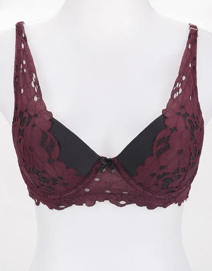 St. Yves Wire Lace 3 Per 4 Cup Bra