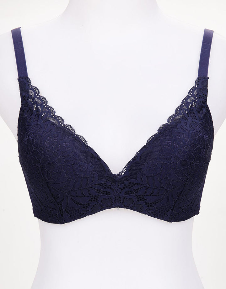 NW HIGH LACE TRIANGLE