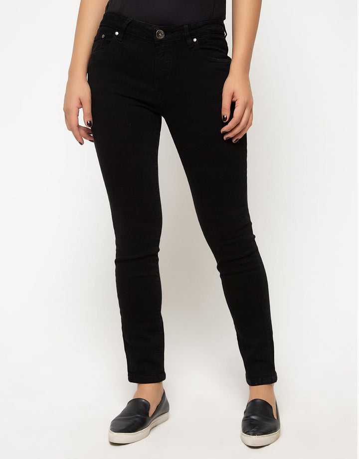 C2 Celana Panjang Jeans Hitesa