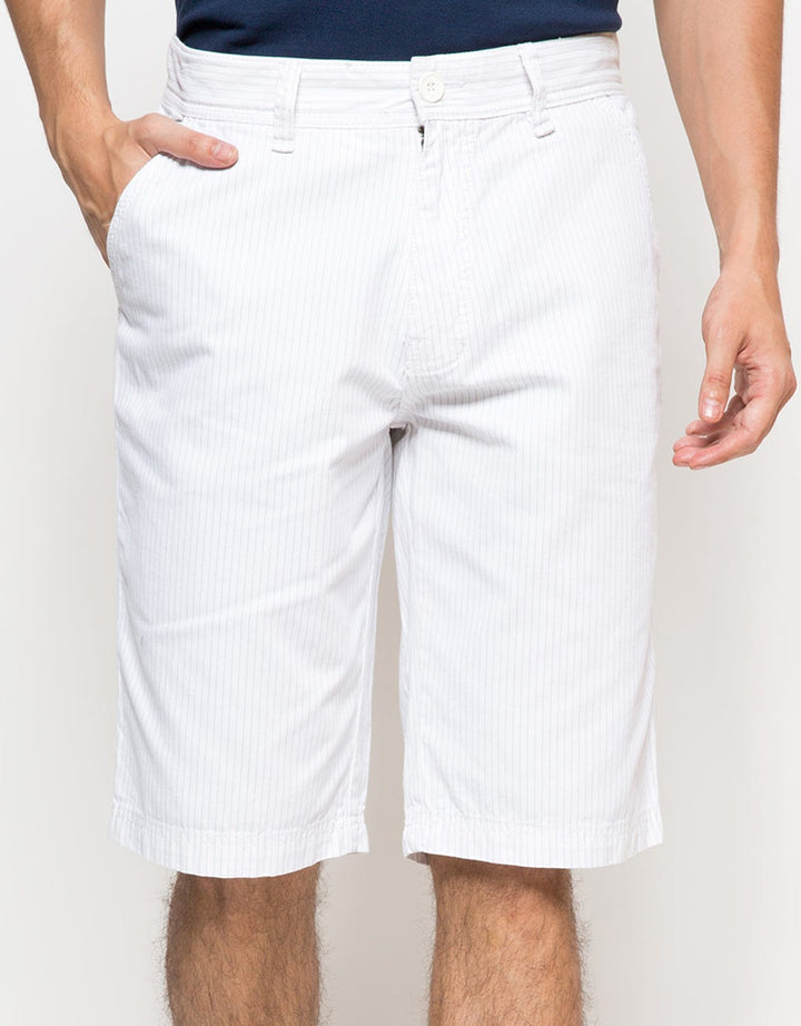 Cardinal Casual Celana Bermuda Print Stripes Pria