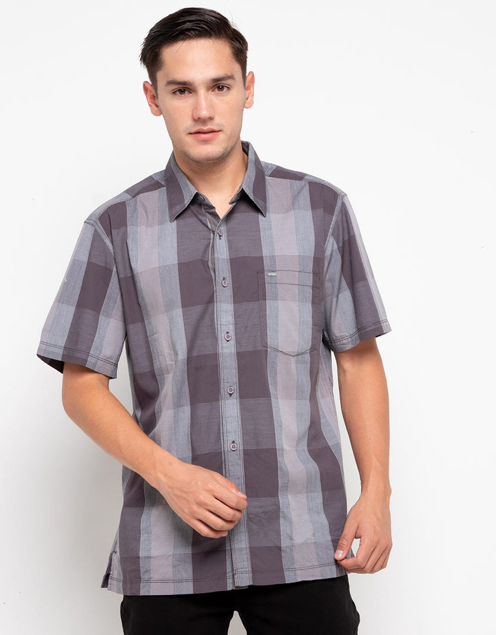Cardinal Casual Kemeja