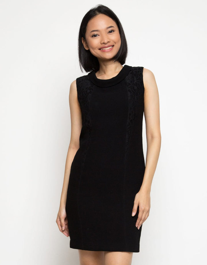 Cardinal Femme Dress 