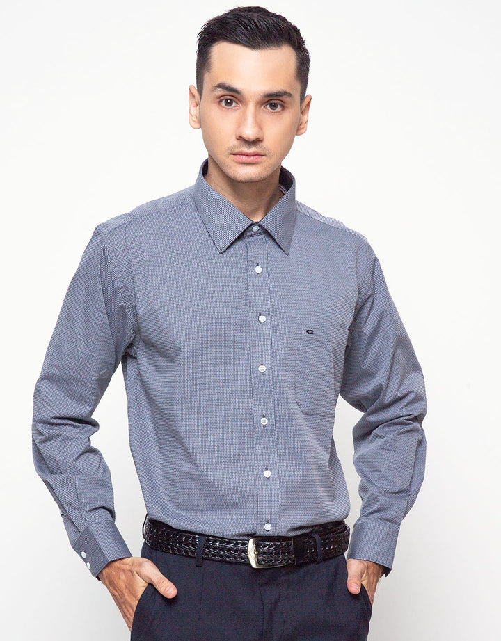 Cardinal Formal Kemeja Lengan Panjang Aksen Tekstur Cut Stripes