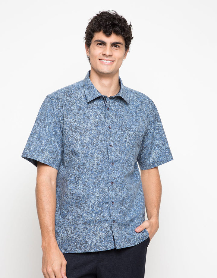 Cardinal Formal Cone Short Sleeve Shirt