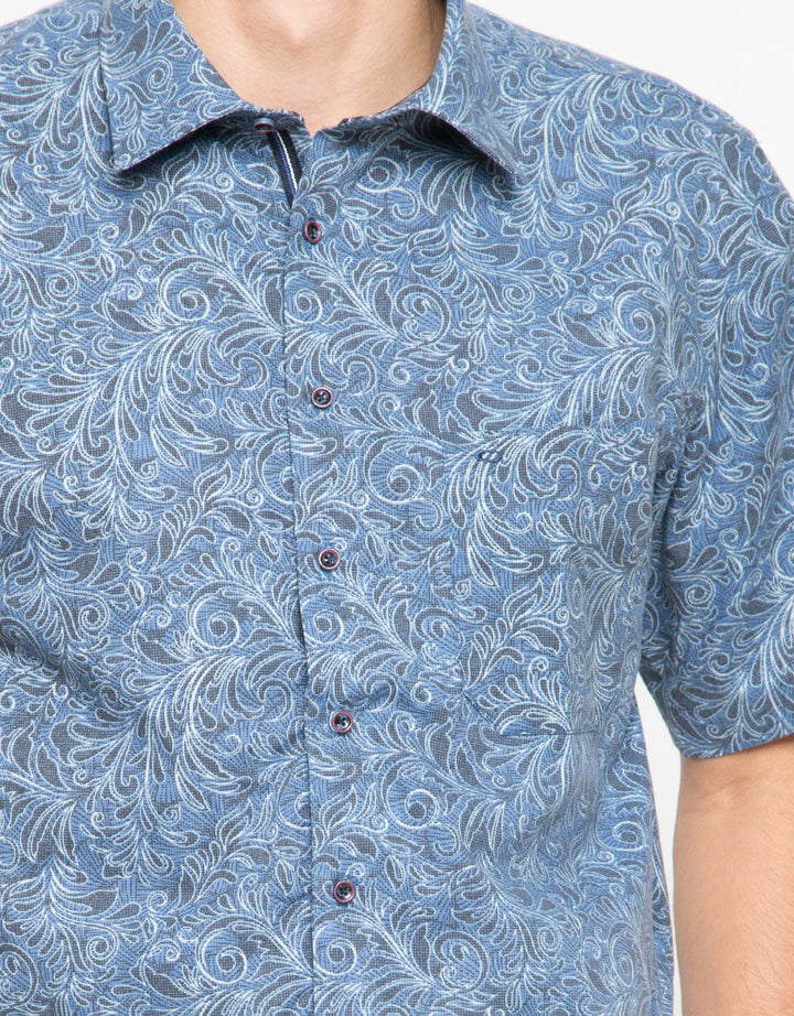 Cardinal Formal Cone Short Sleeve Shirt