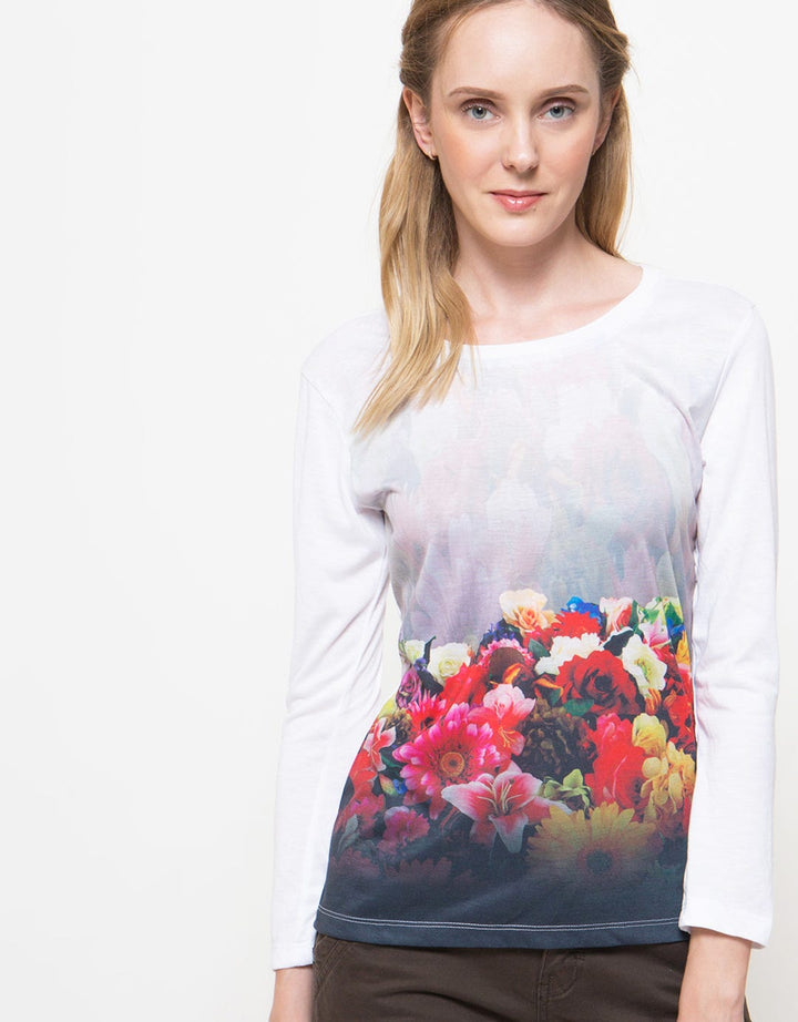 Cardinal Girl T-shirt Lengan Panjang Detail Print Bunga