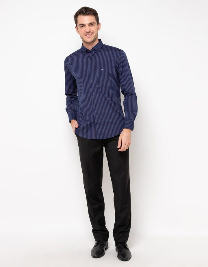 Cardinal Formal Long Sleeve Kemeja Formal Slim Fit