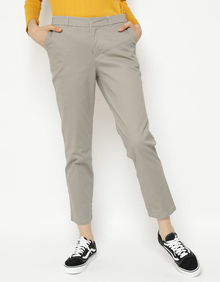 Expand Hafika Long Pants
