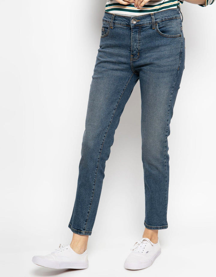 Expand Celana Panjang Jeans Nomirra