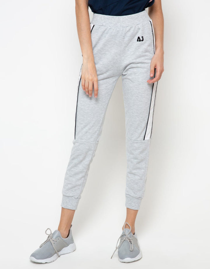 JOGGER KNIT CUT AND