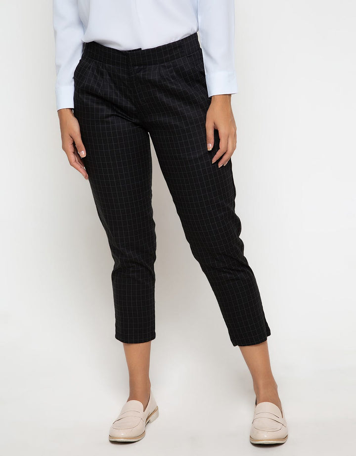 TAPERED PRINT PANTS
